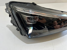 Laden Sie das Bild in den Galerie-Viewer, Frontscheinwerfer Skoda Scala 657941016A Rechts Scheinwerfer Headlight SCH2207424795rs