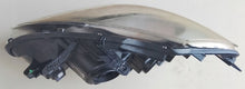 Laden Sie das Bild in den Galerie-Viewer, Frontscheinwerfer Renault Clio III 8200775878 Rechts Scheinwerfer Headlight SCH2208803210zw