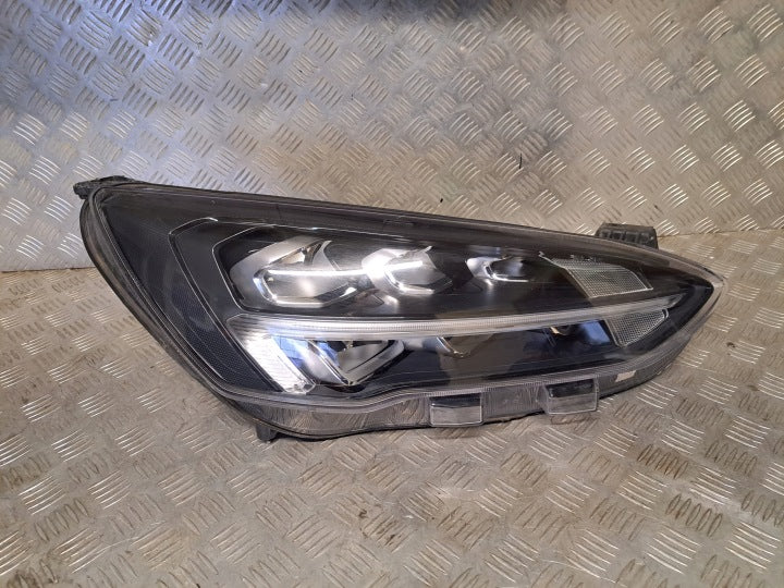 Frontscheinwerfer Ford Focus JX7B-13E014-CE Rechts Scheinwerfer Headlight SCH2208870148is