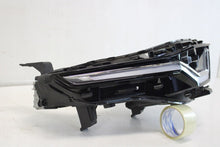 Laden Sie das Bild in den Galerie-Viewer, Frontscheinwerfer Ssangyong ZMM92-102000 LED Rechts Scheinwerfer Headlight SCH2209777275tl