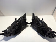 Laden Sie das Bild in den Galerie-Viewer, Frontscheinwerfer Nissan Qashqai I 100-19011 Ein Satz Scheinwerfer Headlight SCH2209792969zr