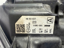 Laden Sie das Bild in den Galerie-Viewer, Frontscheinwerfer Nissan Qashqai I 100-19011 Ein Satz Scheinwerfer Headlight SCH2209792969zr
