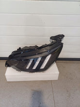 Laden Sie das Bild in den Galerie-Viewer, Frontscheinwerfer Peugeot II 208 I 9841642080 LED Links Scheinwerfer Headlight SCH2210921670ly