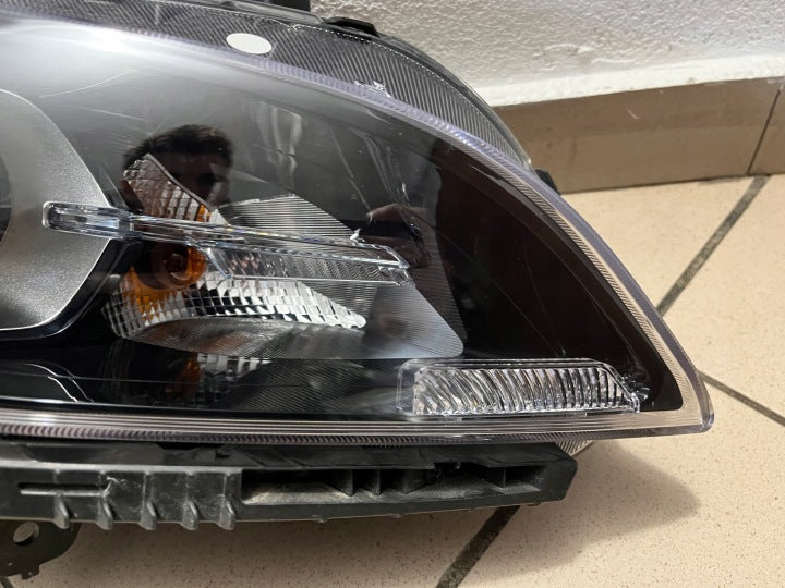 Frontscheinwerfer Hyundai Kona 92102-J9500 Rechts Scheinwerfer Headlight SCH2215101018uy