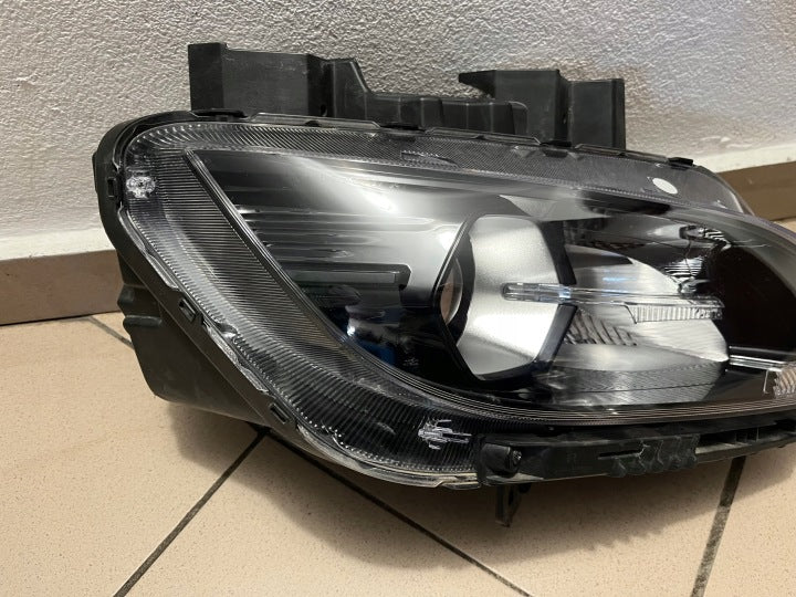Frontscheinwerfer Hyundai Kona 92102-J9500 Rechts Scheinwerfer Headlight SCH2215101018uy