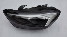 Laden Sie das Bild in den Galerie-Viewer, Frontscheinwerfer Audi A1 82A941033D LED Links Scheinwerfer Headlight SCH2215636429gc