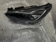 Laden Sie das Bild in den Galerie-Viewer, Frontscheinwerfer Ford Focus JX7B-13E017-AG Full LED Links Headlight SCH2216844993cd