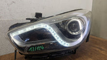 Laden Sie das Bild in den Galerie-Viewer, Frontscheinwerfer Hyundai I I40 921013Z090AL Links Scheinwerfer Headlight SCH2219065889cn