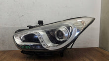 Laden Sie das Bild in den Galerie-Viewer, Frontscheinwerfer Hyundai I I40 921013Z090AL Links Scheinwerfer Headlight SCH2219065889cn