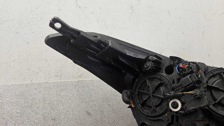 Frontscheinwerfer Hyundai I I40 921013Z090AL Links Scheinwerfer Headlight SCH2219065889cn