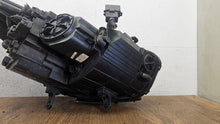 Laden Sie das Bild in den Galerie-Viewer, Frontscheinwerfer Hyundai I I40 921013Z090AL Links Scheinwerfer Headlight SCH2219065889cn