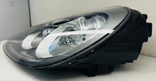 Laden Sie das Bild in den Galerie-Viewer, Frontscheinwerfer Porsche Cayenne A046345 7P5941031AK1ZT01125841 Links Headlight SCH2219481005gk