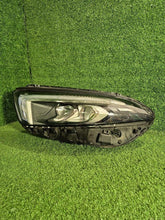 Laden Sie das Bild in den Galerie-Viewer, Frontscheinwerfer Mercedes-Benz A1779064703 LED Links Scheinwerfer Headlight SCH2222207773kk