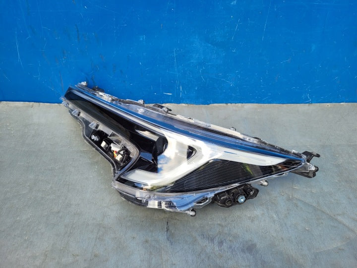 Frontscheinwerfer Toyota Corolla 81150-02X10 LED Links Scheinwerfer Headlight SCH2233483508ra
