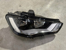 Laden Sie das Bild in den Galerie-Viewer, Frontscheinwerfer Audi A1 8V0941004 Rechts Scheinwerfer Headlight SCH2233525565pw