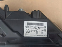Laden Sie das Bild in den Galerie-Viewer, Frontscheinwerfer Skoda III 3V1941016B Ein Satz Scheinwerfer Headlight SCH2234906322ox