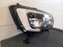 Laden Sie das Bild in den Galerie-Viewer, Frontscheinwerfer Renault Master I 260105567R Rechts Scheinwerfer Headlight SCH2238216229xi
