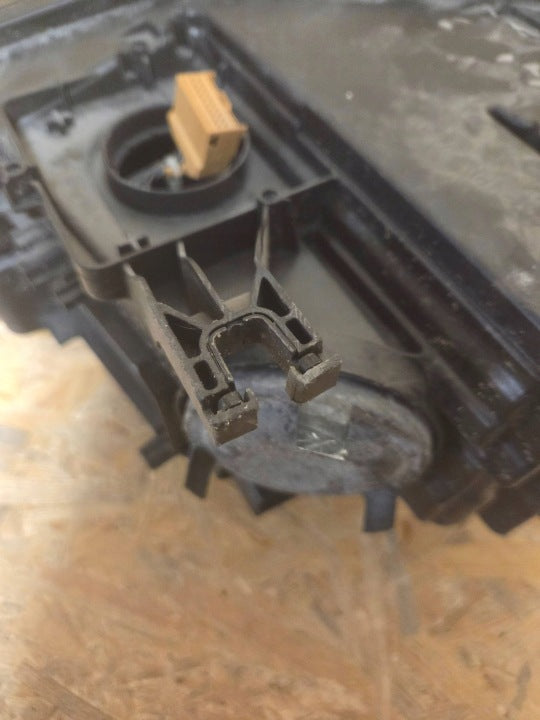 Frontscheinwerfer Audi A4 LE10B6235 Xenon Links Scheinwerfer Headlight SCH2242243410wj