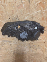 Laden Sie das Bild in den Galerie-Viewer, Frontscheinwerfer Audi A4 LE10B6235 Xenon Links Scheinwerfer Headlight SCH2242243410wj