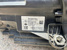 Laden Sie das Bild in den Galerie-Viewer, Frontscheinwerfer Mercedes-Benz W213 A2139064104 Links Scheinwerfer Headlight SCH2243363539lv