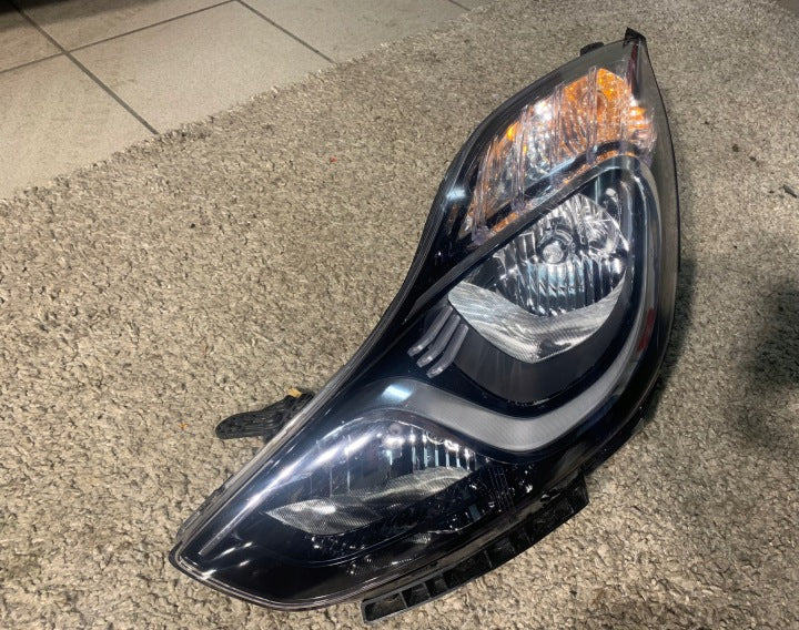 Frontscheinwerfer Hyundai Ix20 92101-1K Links Scheinwerfer Headlight SCH2243817971ci