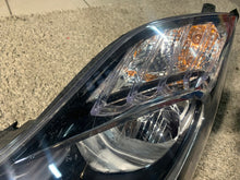 Load image into Gallery viewer, Frontscheinwerfer Hyundai Ix20 92101-1K Links Scheinwerfer Headlight SCH2243817971ci
