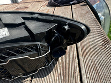 Laden Sie das Bild in den Galerie-Viewer, Frontscheinwerfer Volvo S40 II 31265695 Rechts Scheinwerfer Headlight SCH2247350002nr