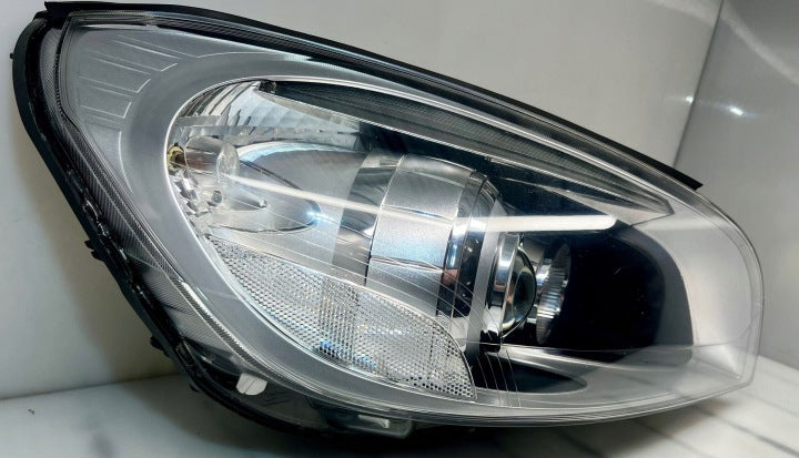 Frontscheinwerfer Volvo S60 31299991 89905476 Rechts Scheinwerfer Headlight SCH2250534185yu