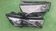 Laden Sie das Bild in den Galerie-Viewer, Frontscheinwerfer Skoda Octavia I 5E4941036 Ein Satz Scheinwerfer Headlight SCH2250597370wz