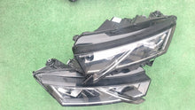 Laden Sie das Bild in den Galerie-Viewer, Frontscheinwerfer Skoda Octavia I 5E4941036 Ein Satz Scheinwerfer Headlight SCH2250597370wz