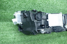 Laden Sie das Bild in den Galerie-Viewer, Frontscheinwerfer VW Passat 3J1941035 Links Scheinwerfer Headlight SCH2259337289vg