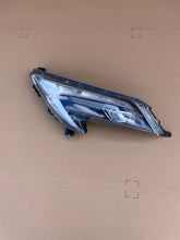 Laden Sie das Bild in den Galerie-Viewer, Frontscheinwerfer Nissan Juke F15 26125BV80A Links Scheinwerfer Headlight SCH2262608252nj
