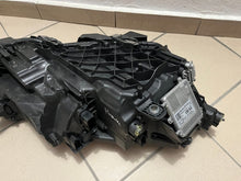 Laden Sie das Bild in den Galerie-Viewer, Frontscheinwerfer Skoda Octavia IV 24-5E4941009 LED Links Scheinwerfer Headlight SCH2263564049jz