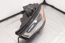 Laden Sie das Bild in den Galerie-Viewer, Frontscheinwerfer Audi A3 8V0941005B Links Scheinwerfer Headlight SCH2264686460hu