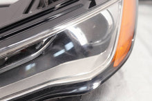 Laden Sie das Bild in den Galerie-Viewer, Frontscheinwerfer Audi A3 8V0941005B Links Scheinwerfer Headlight SCH2264686460hu