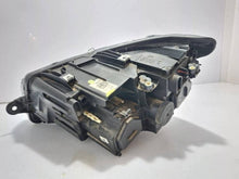 Laden Sie das Bild in den Galerie-Viewer, Frontscheinwerfer VW Multivan 7L1941036B Rechts Scheinwerfer Headlight SCH2264824743na