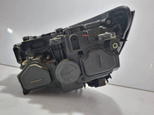 Laden Sie das Bild in den Galerie-Viewer, Frontscheinwerfer VW Multivan 7L1941036B Rechts Scheinwerfer Headlight SCH2264824743na