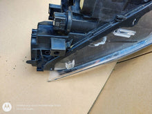 Laden Sie das Bild in den Galerie-Viewer, Frontscheinwerfer Seat Ibiza V 6F1941007G 9041697 Links Scheinwerfer Headlight SCH2266887814pw