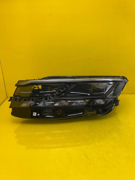 Frontscheinwerfer VW Touareg 761941081A LED Links Scheinwerfer Headlight SCH2267500549ig
