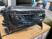 Laden Sie das Bild in den Galerie-Viewer, Frontscheinwerfer Jeep 52218715 LED Rechts Scheinwerfer Headlight SCH2271938135cc