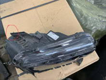 Laden Sie das Bild in den Galerie-Viewer, Frontscheinwerfer Jeep 52218715 LED Rechts Scheinwerfer Headlight SCH2271938135cc