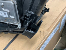 Laden Sie das Bild in den Galerie-Viewer, Frontscheinwerfer Jeep 52218715 LED Rechts Scheinwerfer Headlight SCH2271938135cc