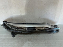 Laden Sie das Bild in den Galerie-Viewer, Frontscheinwerfer Nissan Juke P13AFJK16R 002791 LED Rechts Headlight SCH2274817996cn