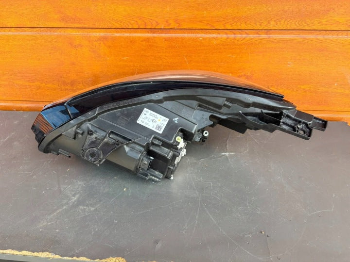 Frontscheinwerfer Renault Captur II 260104525R 260600666R Ein Satz Headlight SCH2276913049qd