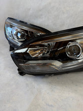 Laden Sie das Bild in den Galerie-Viewer, Frontscheinwerfer Renault Scenic 260100943R 260607230R LED Ein Satz Headlight SCH2277532258av