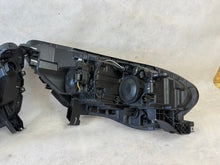 Laden Sie das Bild in den Galerie-Viewer, Frontscheinwerfer Renault Scenic 260100943R 260607230R LED Ein Satz Headlight SCH2277532258av