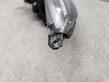 Laden Sie das Bild in den Galerie-Viewer, Frontscheinwerfer Toyota Avensis 0536SCZ Rechts Scheinwerfer Headlight SCH2277810077qz