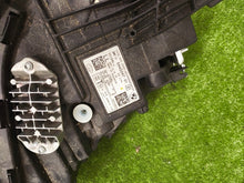 Laden Sie das Bild in den Galerie-Viewer, Frontscheinwerfer BMW 2 U06 5A42248 Ein Stück (Rechts oder Links) Headlight SCH2286842383qk