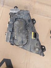 Load image into Gallery viewer, Frontscheinwerfer Volvo 23752799 Links Scheinwerfer Headlight SCH2289901153dg