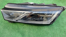 Laden Sie das Bild in den Galerie-Viewer, Frontscheinwerfer Skoda Octavia I 5E4941015B LED Links Scheinwerfer Headlight SCH2297884823yb